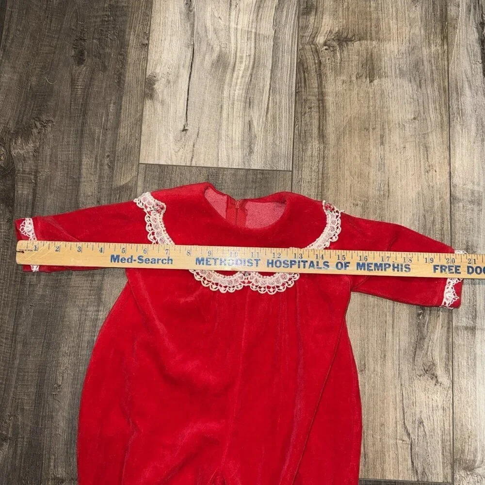 Petite Jardin large vintage jumpsuit red Velour Made In‎ USA Small